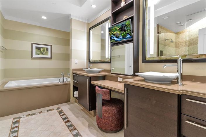 Image No.21-3 Bed Property for sale