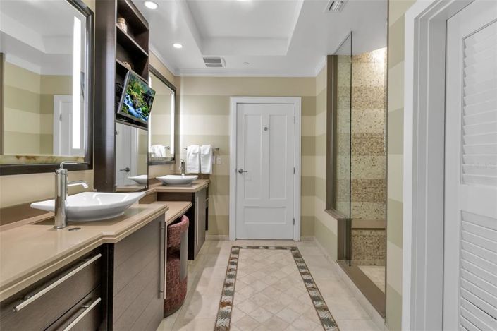 Image No.22-3 Bed Property for sale