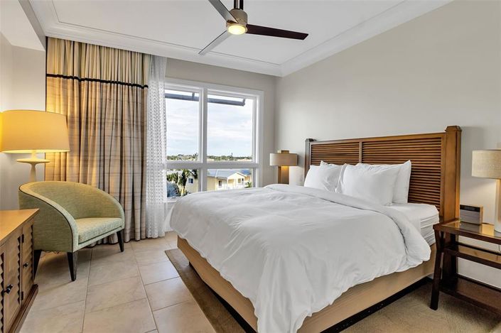 Image No.28-3 Bed Property for sale