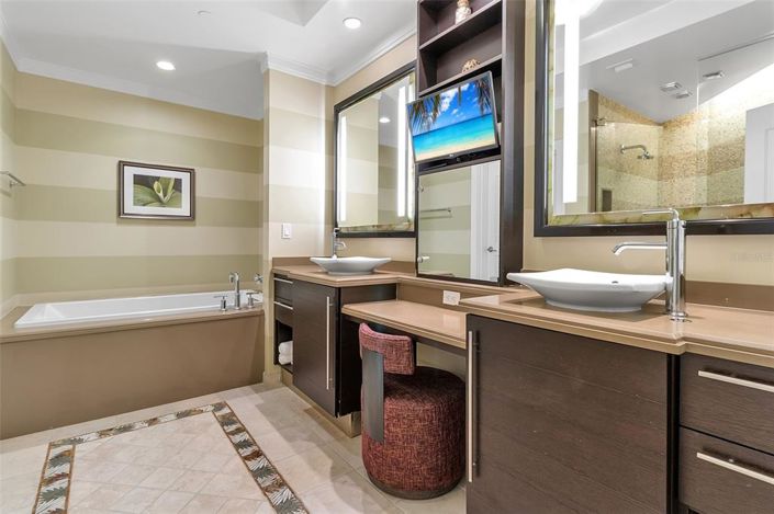 Image No.44-3 Bed Property for sale