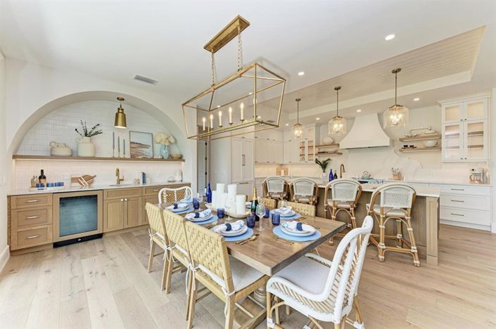 Image No.18-4 Bed Property for sale