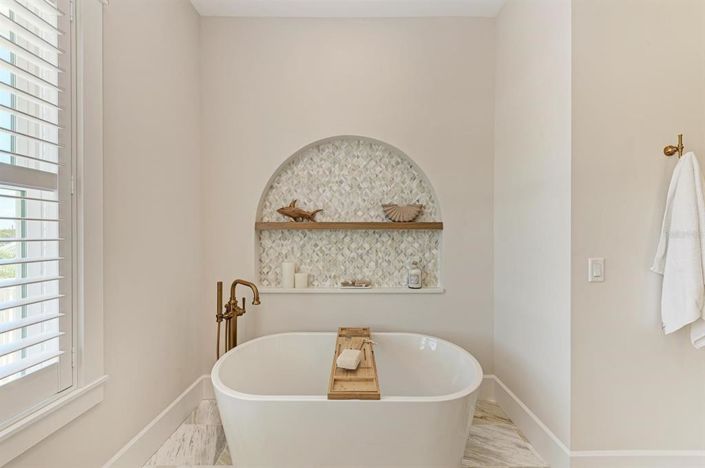 Image No.31-4 Bed Property for sale