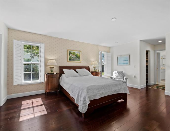 Image No.19-3 Bed Property for sale