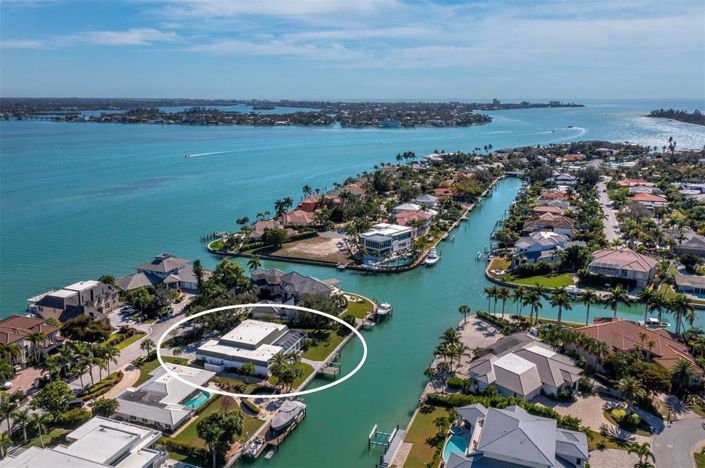 Image No.40-3 Bed Property for sale