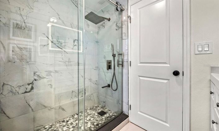 Image No.46-4 Bed Property for sale
