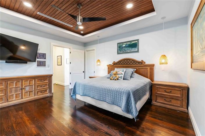 Image No.29-6 Bed Property for sale