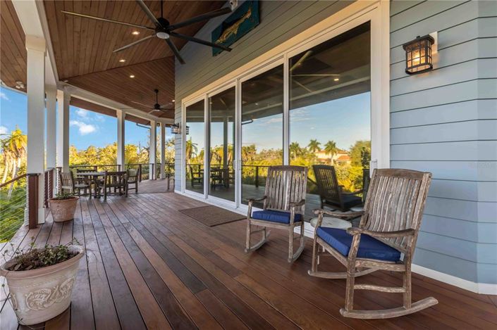 Image No.40-6 Bed Property for sale