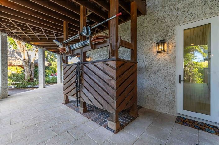 Image No.43-6 Bed Property for sale