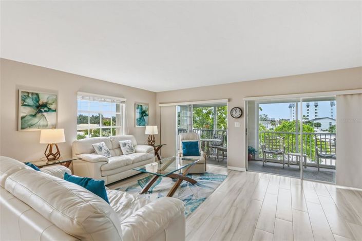 Image No.14-2 Bed Property for sale