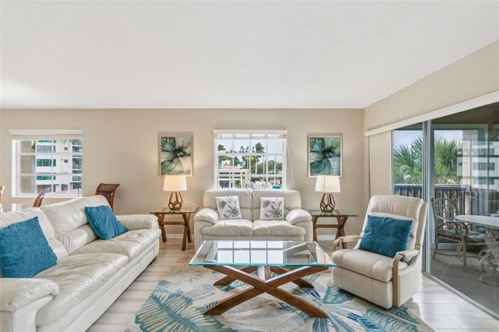 Image No.15-2 Bed Property for sale