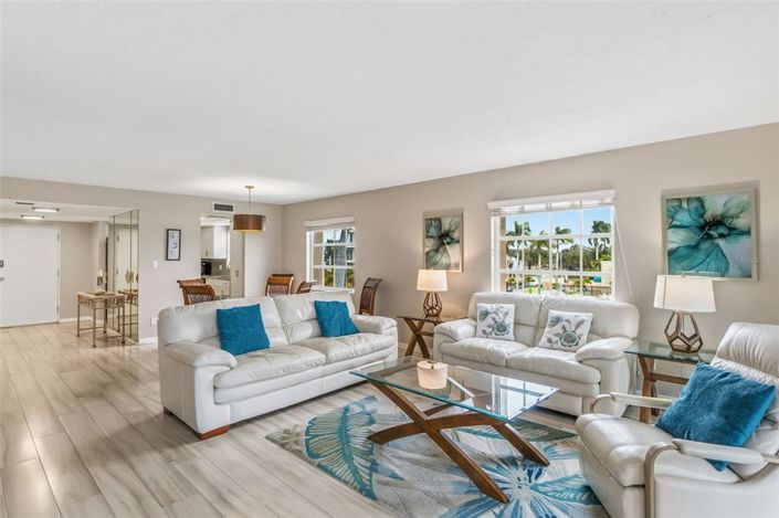 Image No.16-2 Bed Property for sale