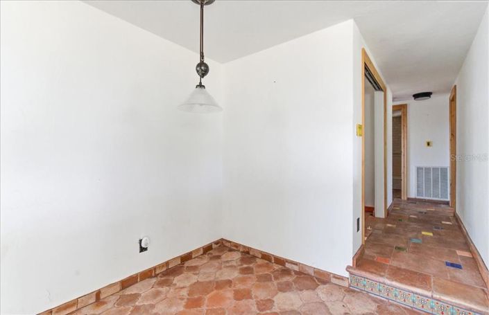 Image No.31-2 Bed Property for sale