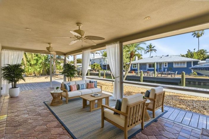 Image No.42-2 Bed Property for sale