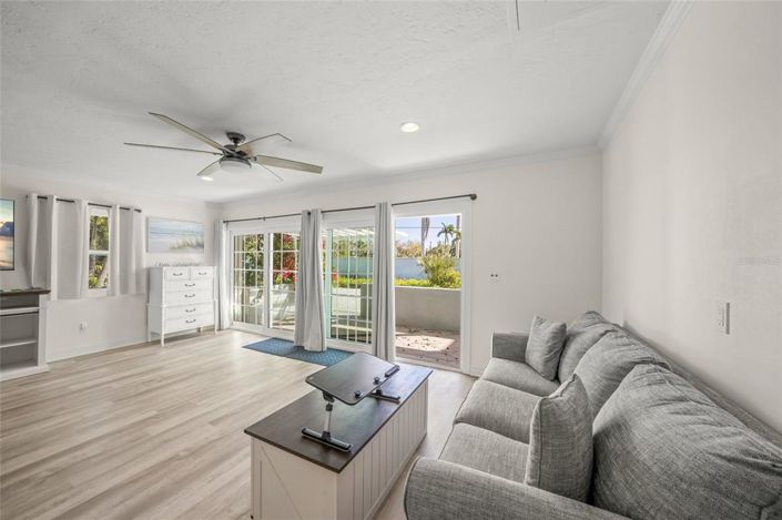 Image No.17-4 Bed Property for sale