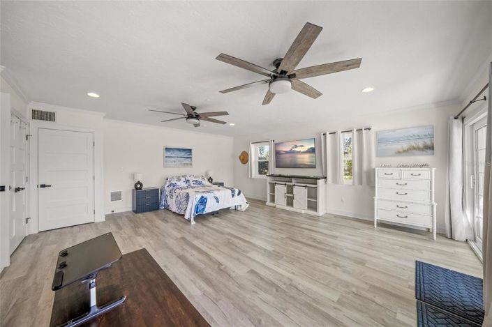 Image No.18-4 Bed Property for sale