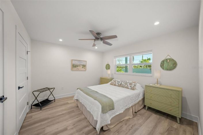 Image No.24-4 Bed Property for sale