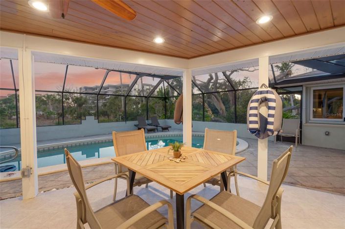 Image No.57-4 Bed Property for sale