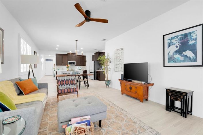 Image No.21-2 Bed Property for sale