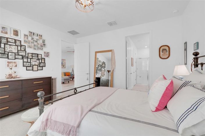 Image No.23-2 Bed Property for sale