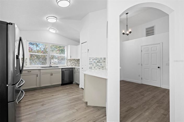 Image No.12-3 Bed Property for sale