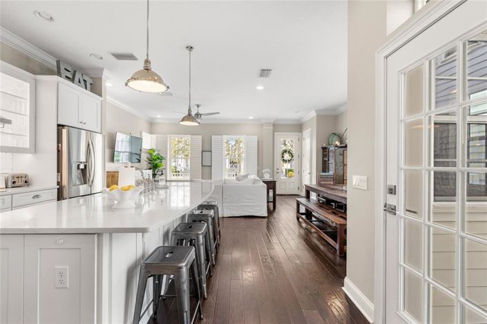 Image No.10-3 Bed Property for sale