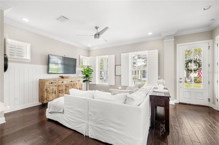 Image No.12-3 Bed Property for sale