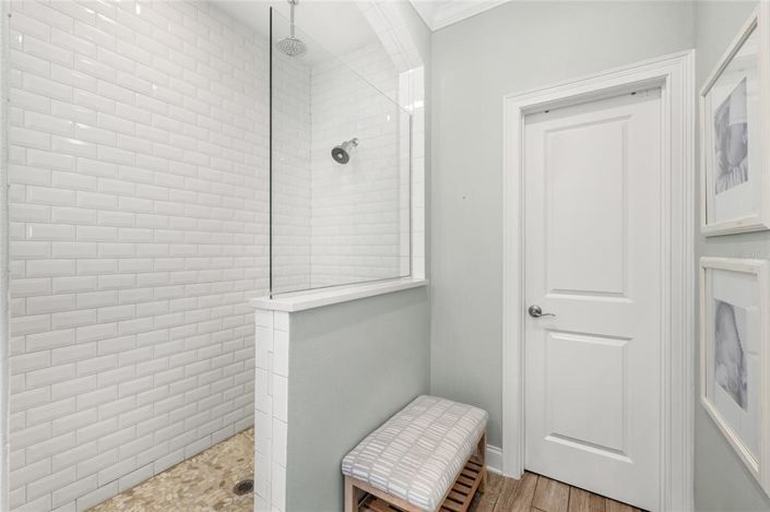 Image No.27-3 Bed Property for sale