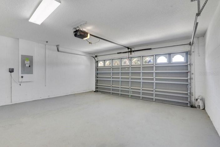 Image No.25-3 Bed Property for sale