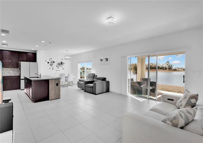 Image No.12-Propriété de 4 chambres à vendre à Kissimmee