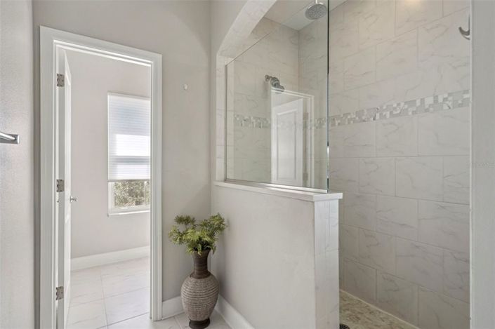 Image No.36-3 Bed Property for sale