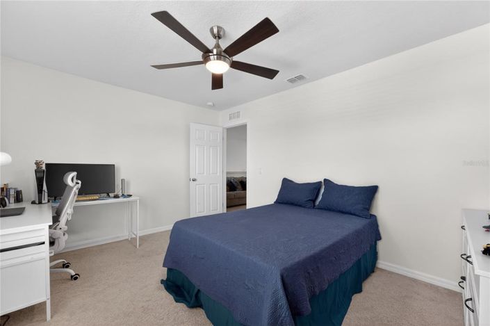 Image No.24-3 Bed Property for sale