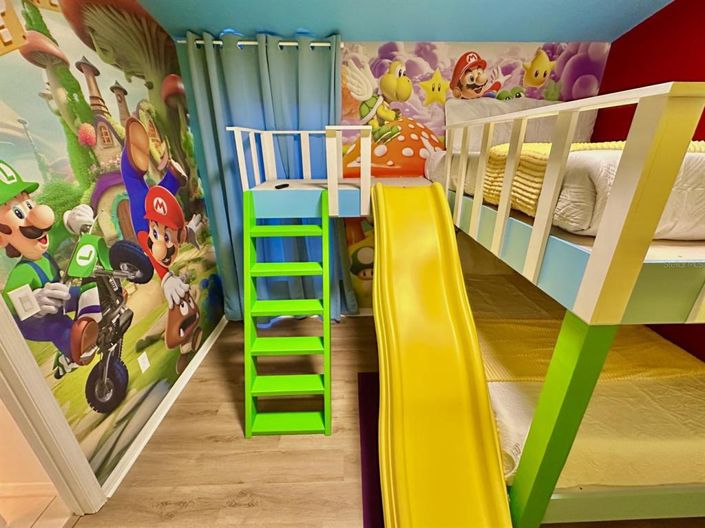 Image No.11-4 Bed Property for sale