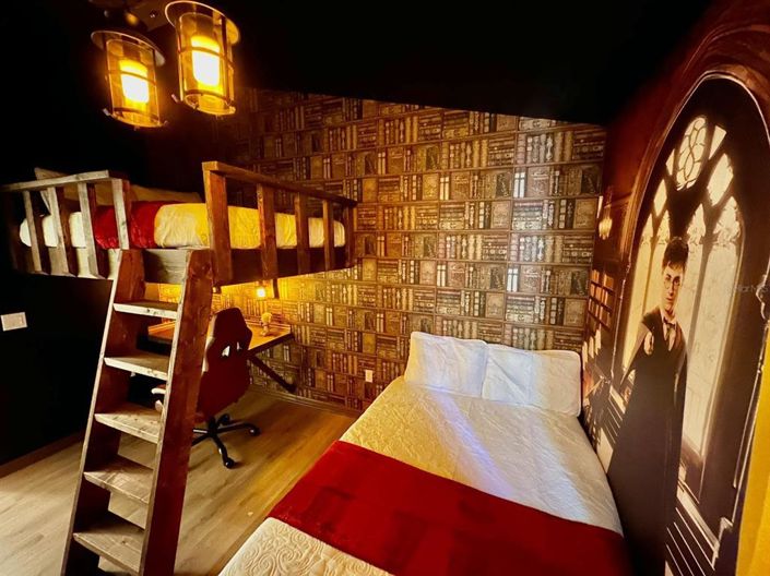 Image No.5-4 Bed Property for sale