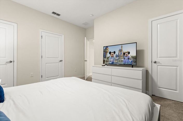 Image No.22-4 Bed Townhouse for sale