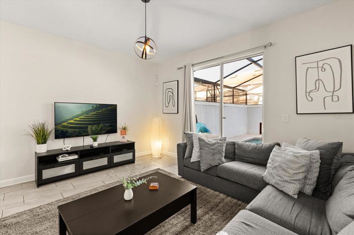 Image No.3-4 Bed Townhouse for sale