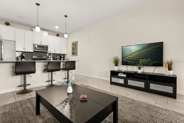 Image No.4-4 Bed Townhouse for sale