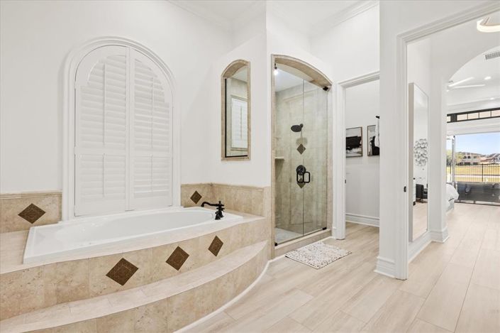 Image No.35-5 Bed Property for sale