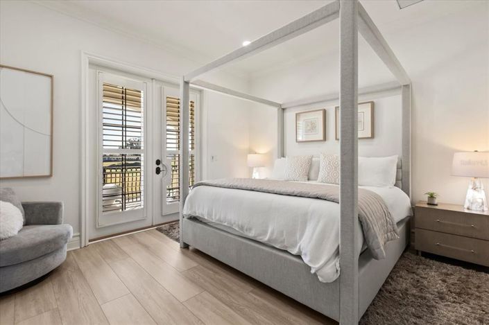 Image No.53-5 Bed Property for sale