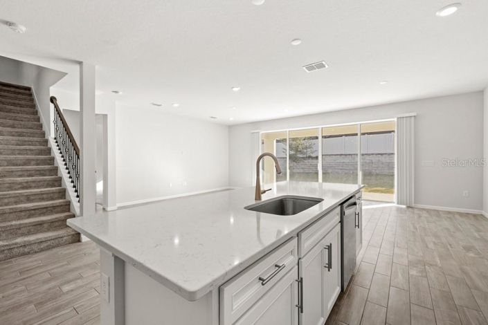 Image No.23-4 Bed Property for sale