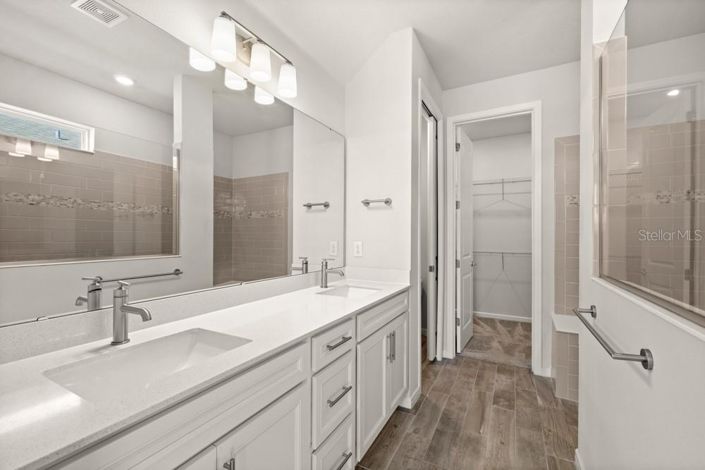 Image No.34-4 Bed Property for sale