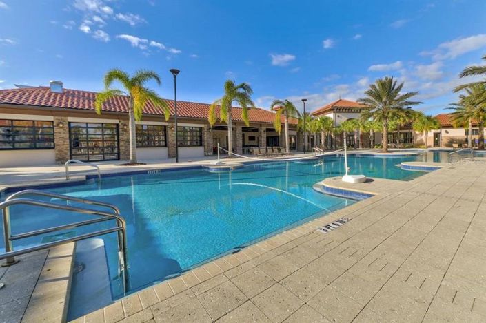 Image No.27-5 Bed Property for sale