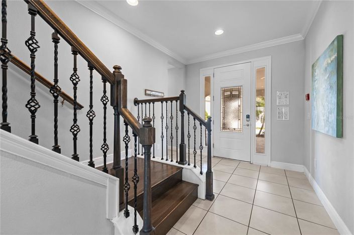 Image No.10-12 Bed Property for sale