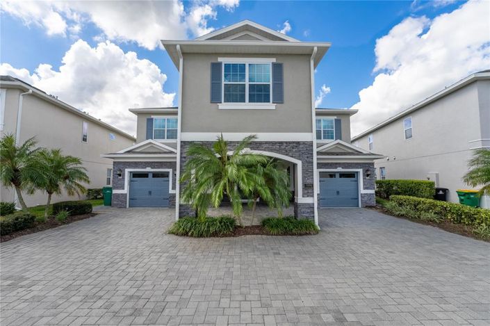 Image No.2-12 Bed Property for sale