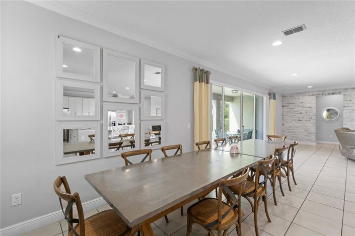 Image No.21-12 Bed Property for sale