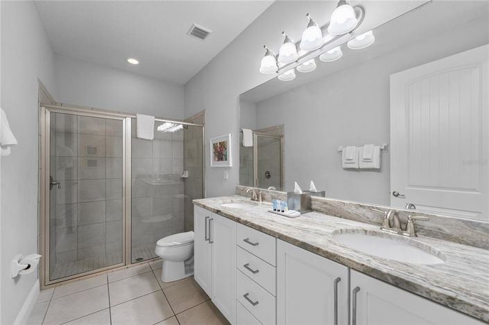 Image No.35-12 Bed Property for sale