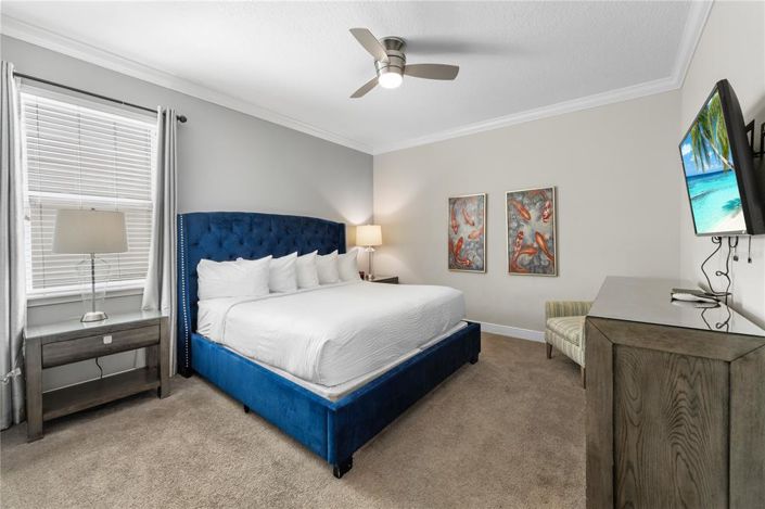 Image No.36-12 Bed Property for sale