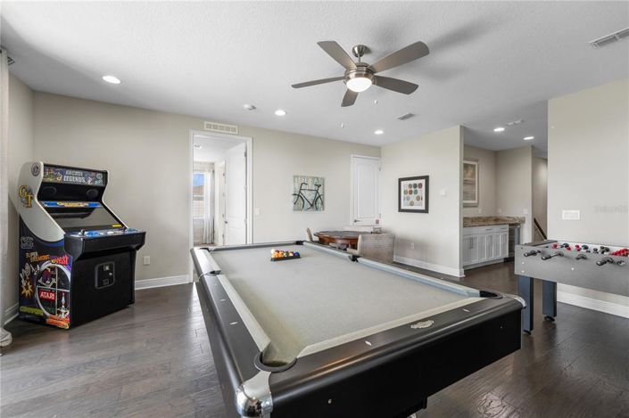 Image No.44-12 Bed Property for sale