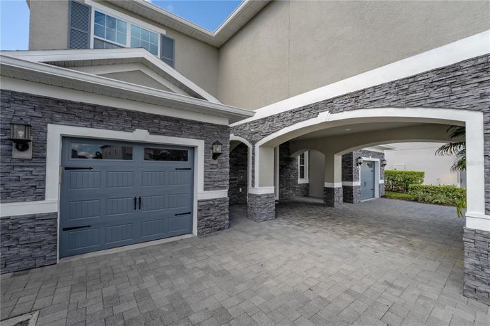 Image No.8-12 Bed Property for sale