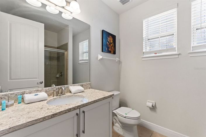 Image No.25-6 Bed Property for sale