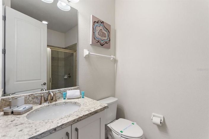 Image No.35-6 Bed Property for sale